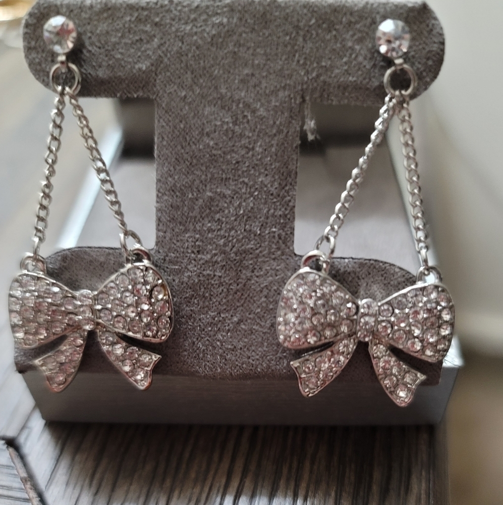 Crystal Ribbon Silver-Tone Dangling Earrings - Picture 1 of 2